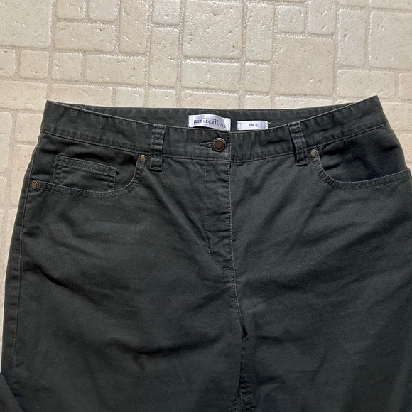 🍁 add any 4/$20 to your bundle 🍁 Northern Reflections Khaki Green Twill Pants - Picture 1 of 13